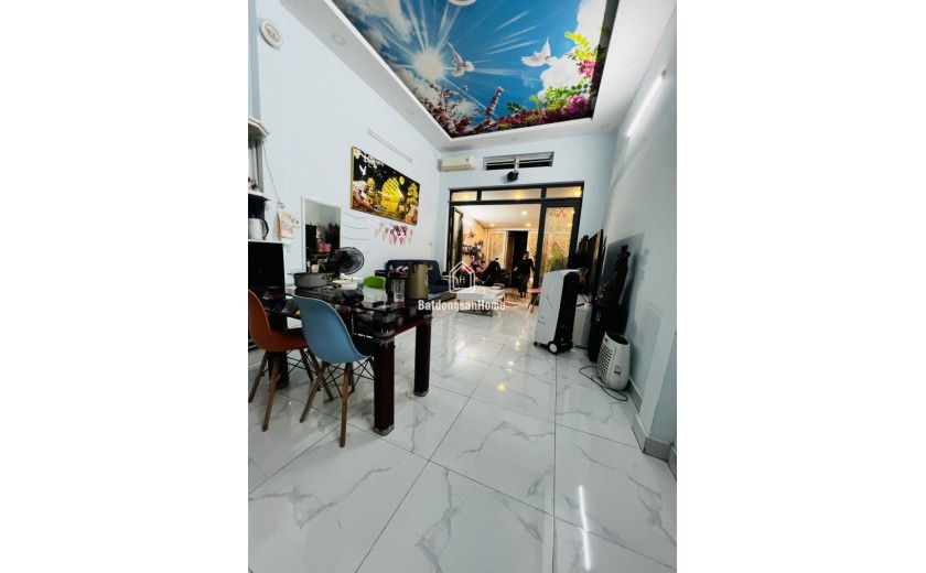Bán nhà Thủ Đức, Hiệp Bình Phước, Quốc Lộ 13. 4x32m, 128m2, 3PN, SH, 7.45 tỷ. LH: 0933125879